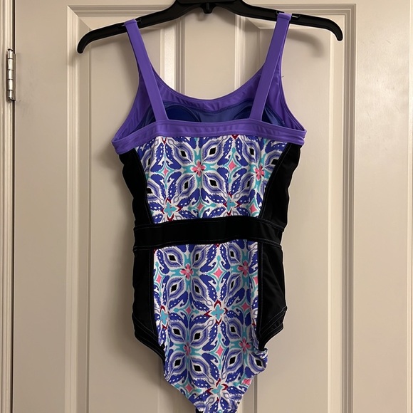 Zeroxposur ladies one piece swimsuit - Picture 4 of 8